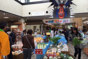 ���̉w�@�����ނ��@���Y�i�����